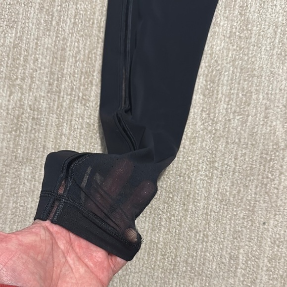 Lululemon Wunder Train Mesh Panel High-Rise Tight 25" Woman's Size 4 Leggings - Picture 7 of 9